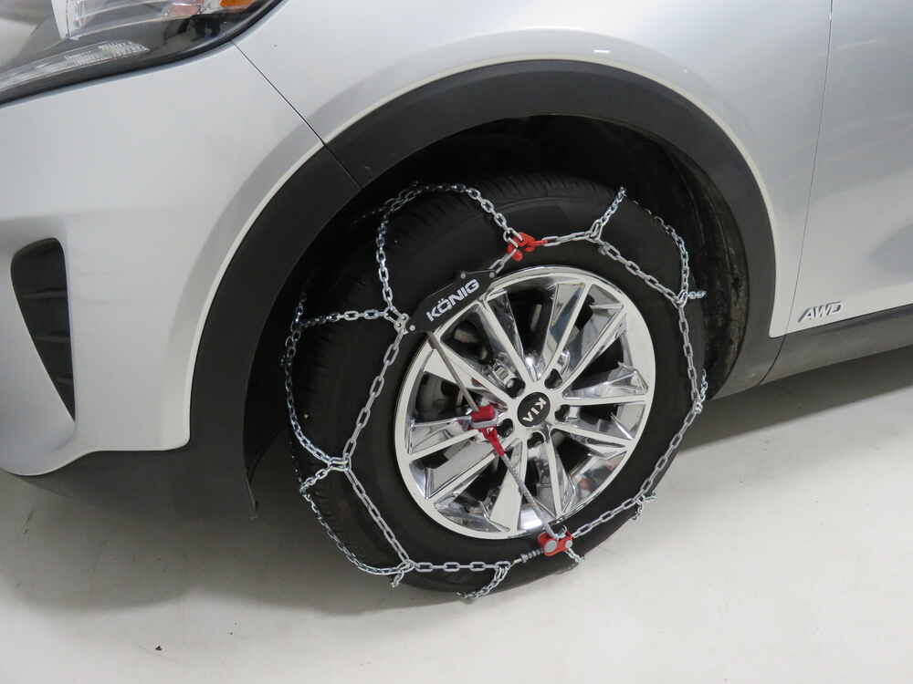 2019 Kia Sorento Konig Tire Chains Diamond Pattern Square Link