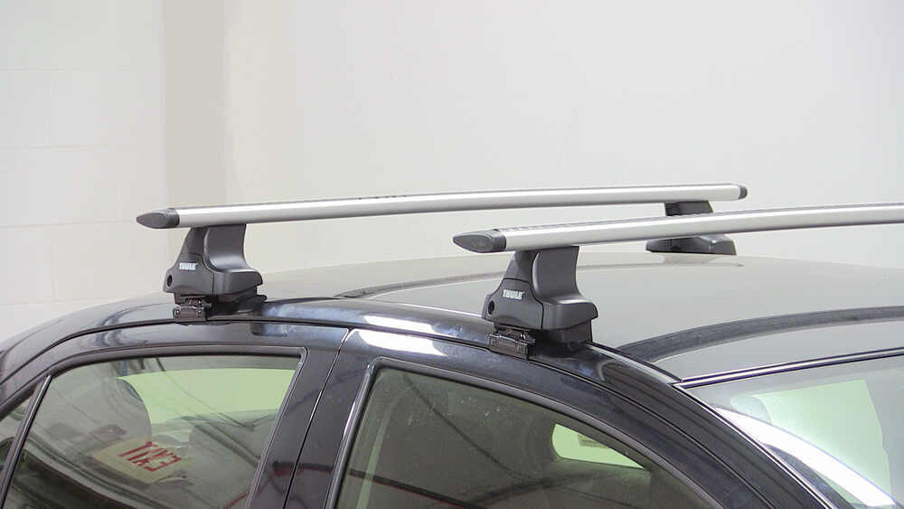 Thule Roof Rack for 2013 Toyota Yaris | etrailer.com