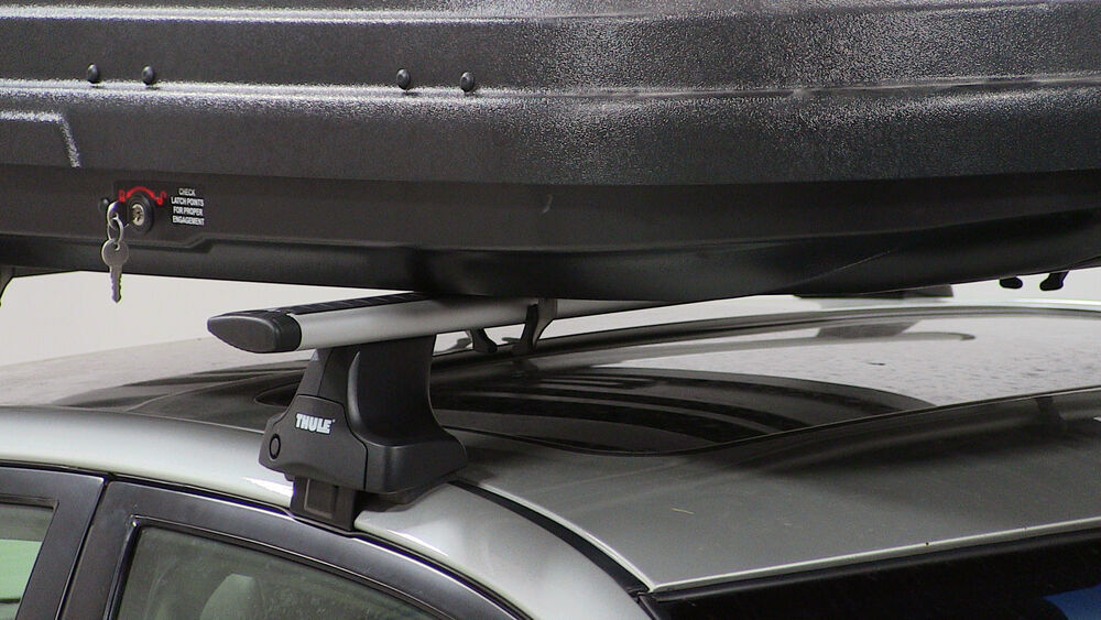 2019 Kia Niro Thule Pulse Medium Rooftop Cargo Box 14 cu ft