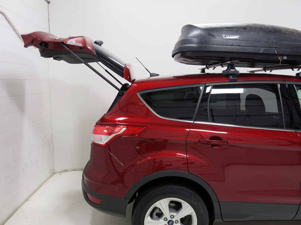 Ford Escape Thule Pulse Medium Rooftop Cargo Box 14 cu ft