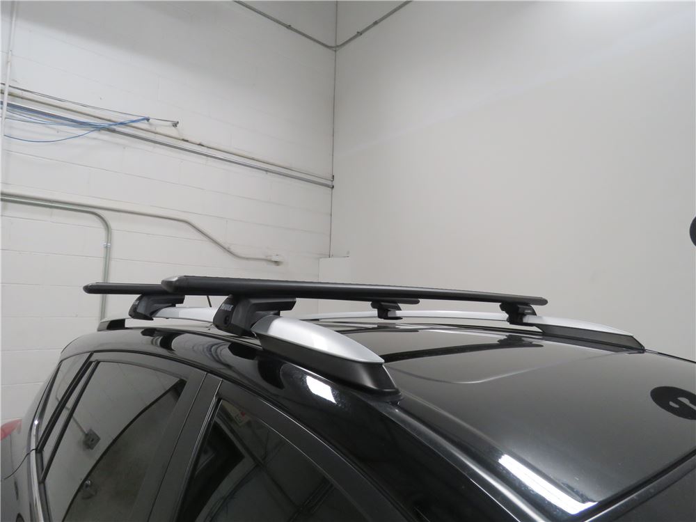 Thule Roof Rack for 2017 Toyota RAV4 | etrailer.com