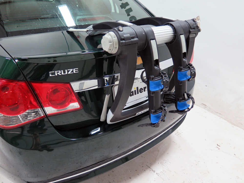 2012 Chevrolet Cruze Thule Raceway PRO 2-Bike Rack - Trunk Mount - Adjustable Arms