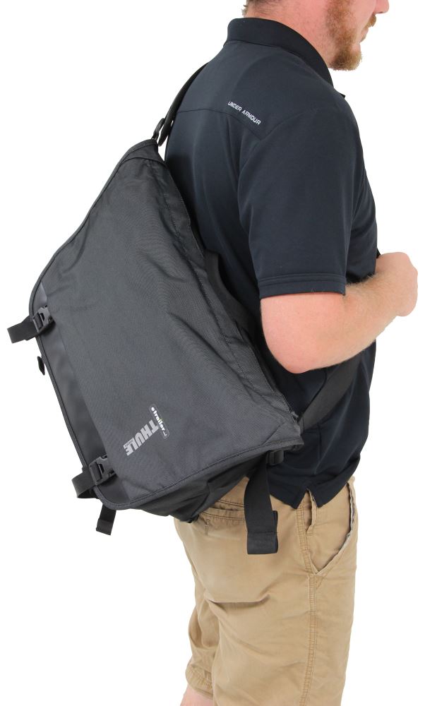 thule covert messenger bag