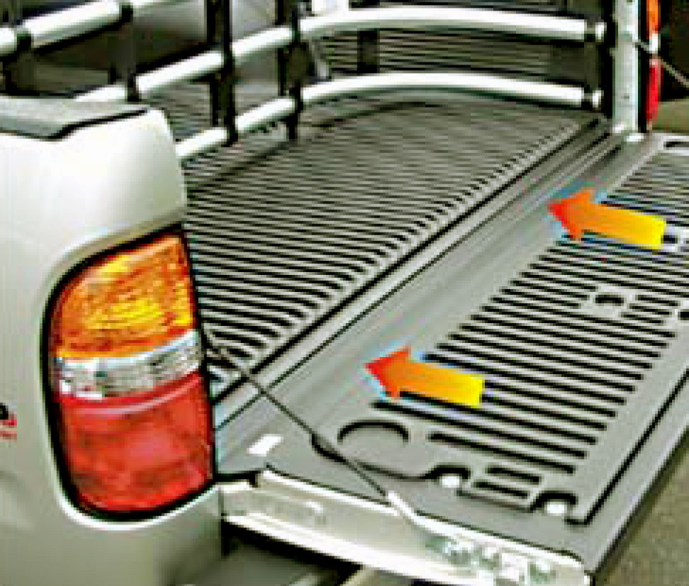 Truck Bed Tailgate Gap Cover Chevrolet Silverado and GMC Sierra Pilot