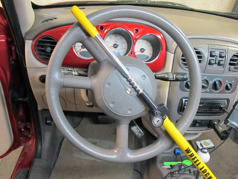 The Club Original Steering Wheel Lock: Anti Theft Device 1000