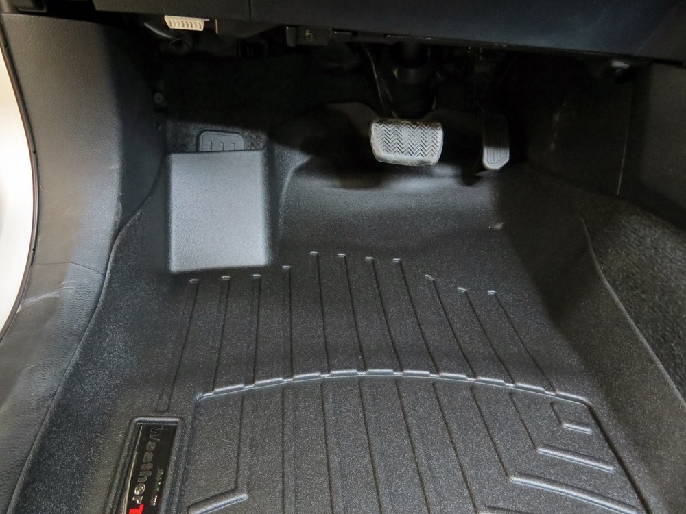 2013 Toyota RAV4 WeatherTech Front Auto Floor Mats Black