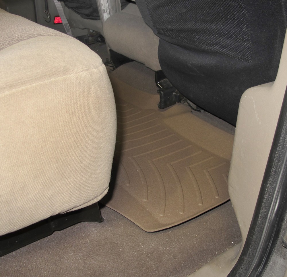 2004 ford excursion floor mats