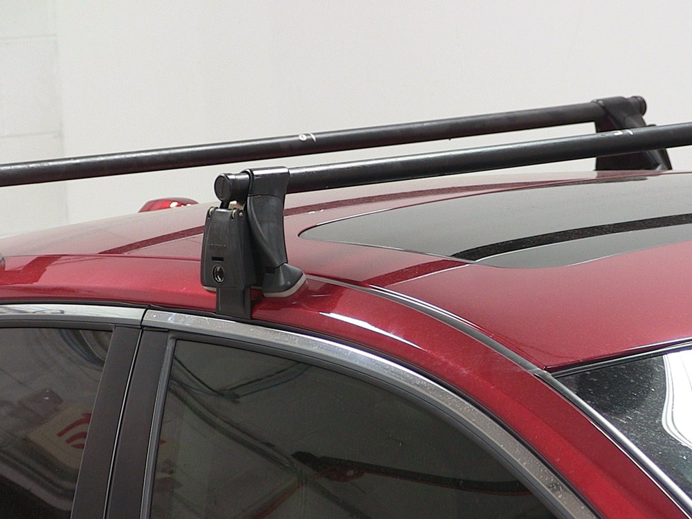 Yakima Roof Rack for 2002 Nissan Altima | etrailer.com