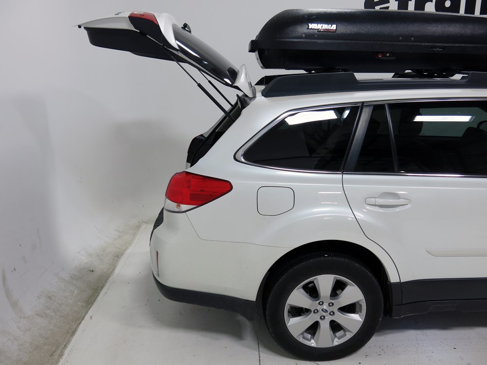 will rocketbox 16 fit 2017 subaru outback