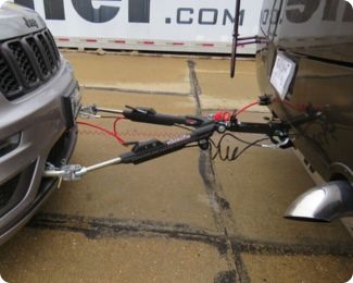 Roadmaster Nighthawk Tow Bar attached to RV.